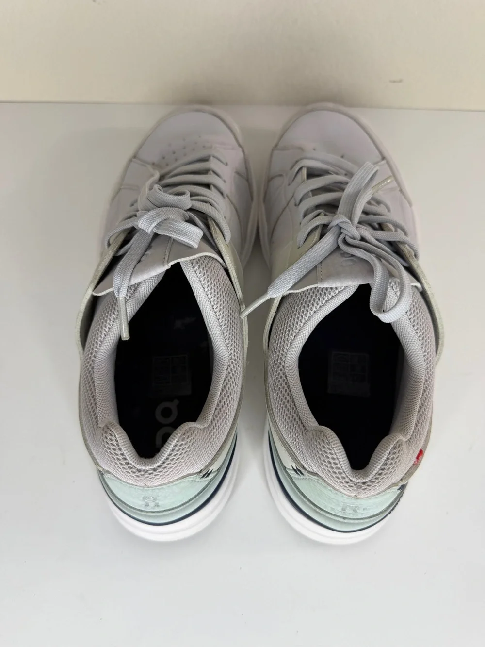On THE ROGER Clubhouse Glacier Gray Shoes Tennis Sneakers Men Size 47 US 12